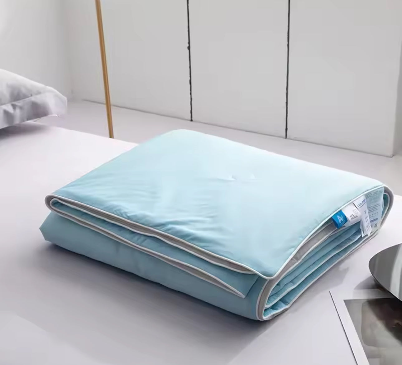 Double-Sided Cooling Blanket